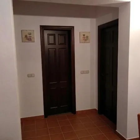 Cerca Del Caminito Del Rey